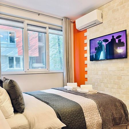 Top Centre 2Bed Apartment For 5 Guests 2 Minutes From High Street Plovdiv Exterior photo