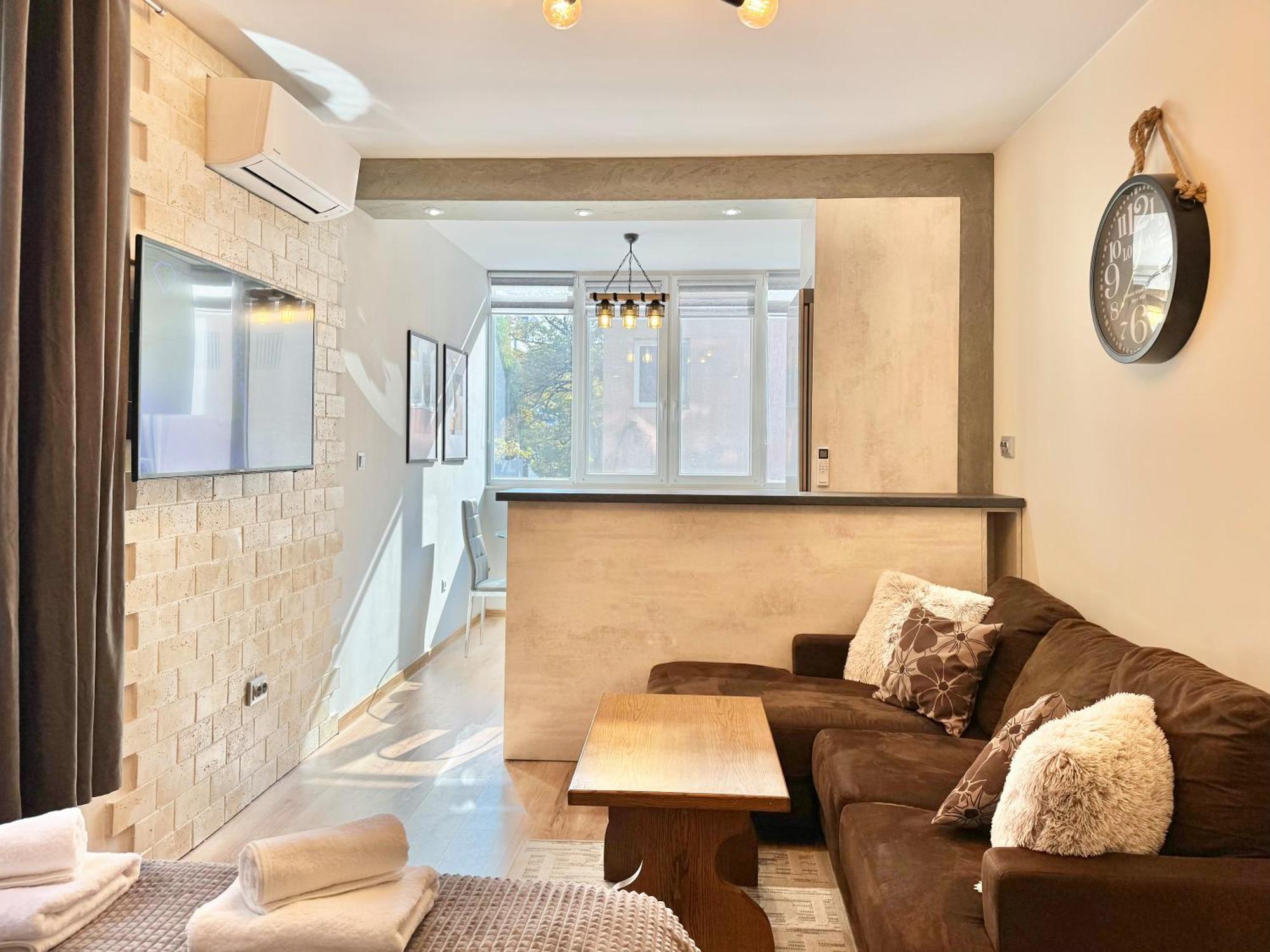 Top Centre 2Bed Apartment For 5 Guests 2 Minutes From High Street Plovdiv Exterior photo